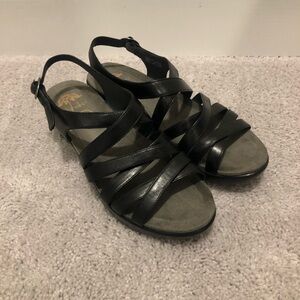 NWOT Dansko Women’s Black Sandals